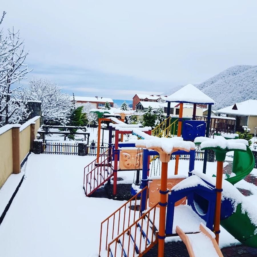 Residence Hotel Restoran Гах Екстериор снимка