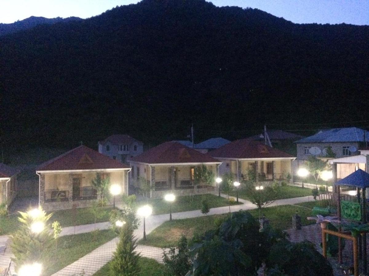 Residence Hotel Restoran Гах Екстериор снимка