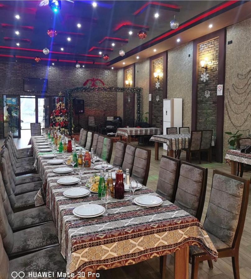 Residence Hotel Restoran Гах Екстериор снимка