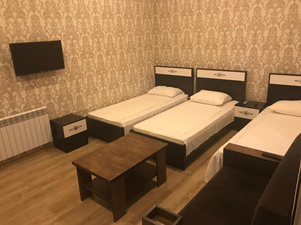 Residence Hotel Restoran Гах Екстериор снимка