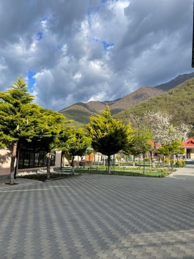 Residence Hotel Restoran Гах Екстериор снимка